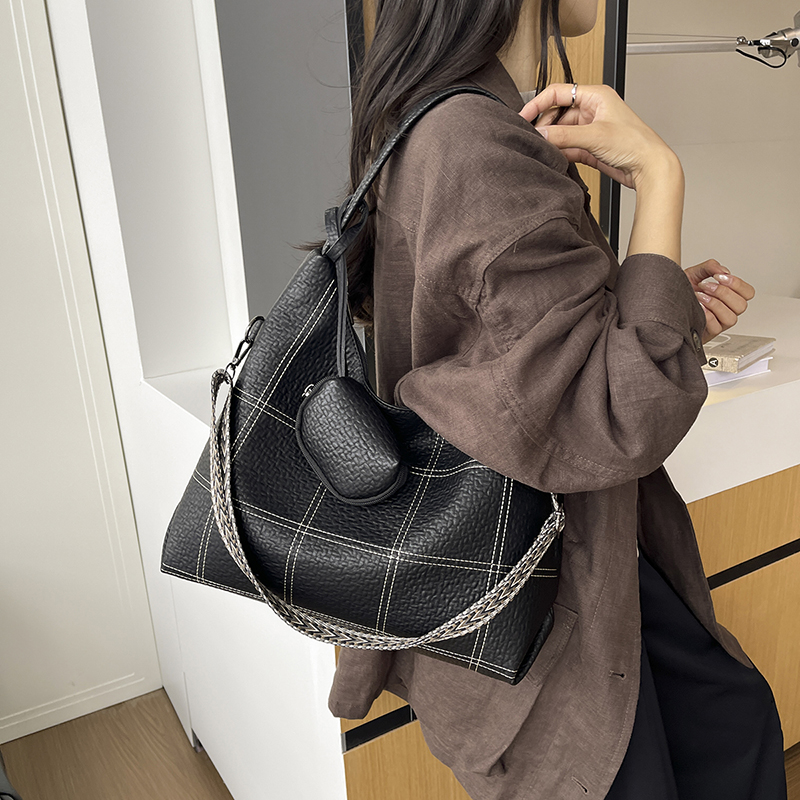 حقيبة كتف نسائية كبيرة السعة ب - مراجعة Tote Bag Sublimation وسعره